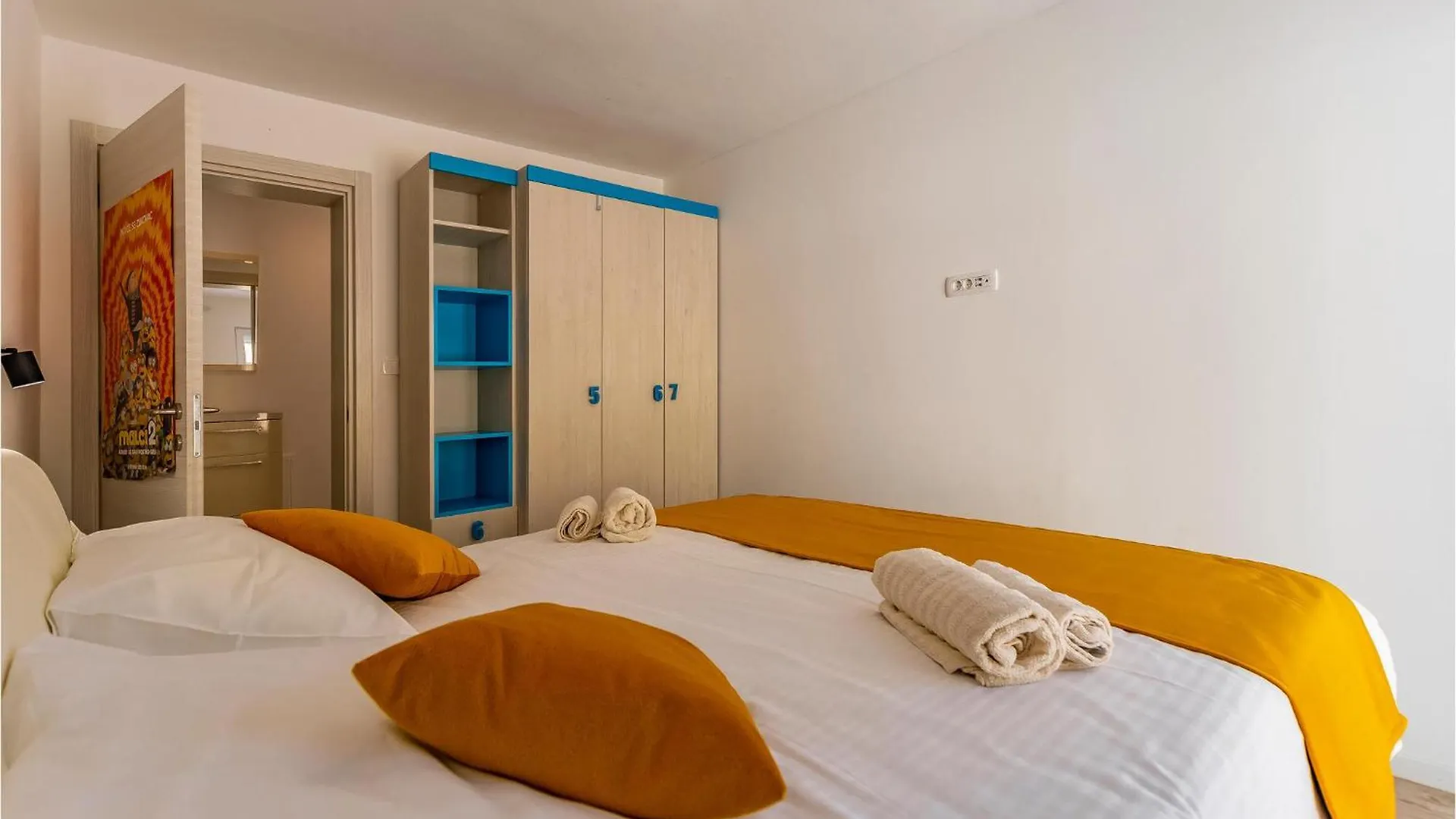 Holiday home 6 Bedroom Beautiful Home In Medulin Croatia