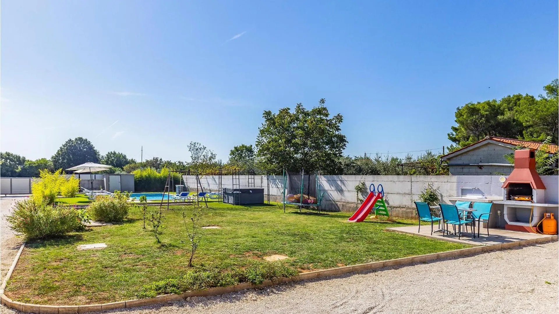 6 Bedroom Beautiful Home In Medulin 0*,  Croatia