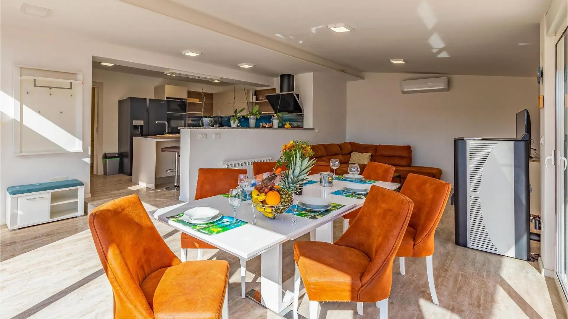 Holiday home 6 Bedroom Beautiful Home In Medulin Croatia